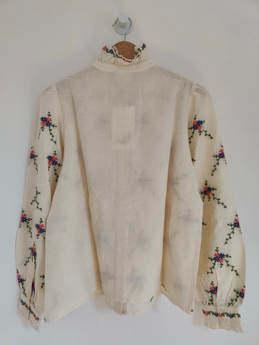 Chemise Sézane en lin écru brodée – Taille 42 — photo 4