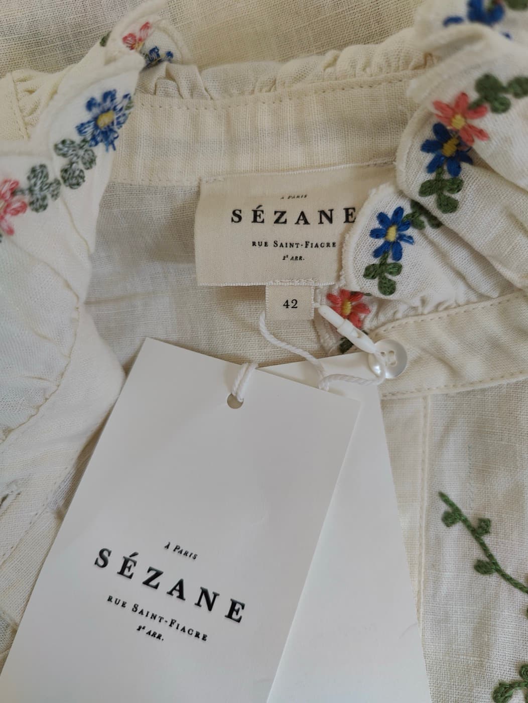 Chemise Sézane en lin écru brodée – Taille 42 — photo 5