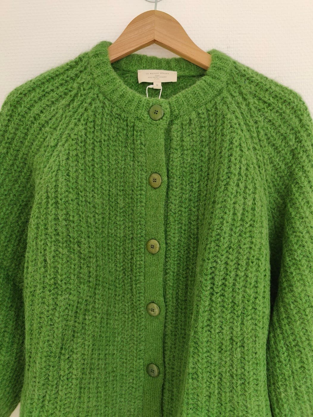 Cardigan Sézane vert en maille côtelée – Taille M — photo 2