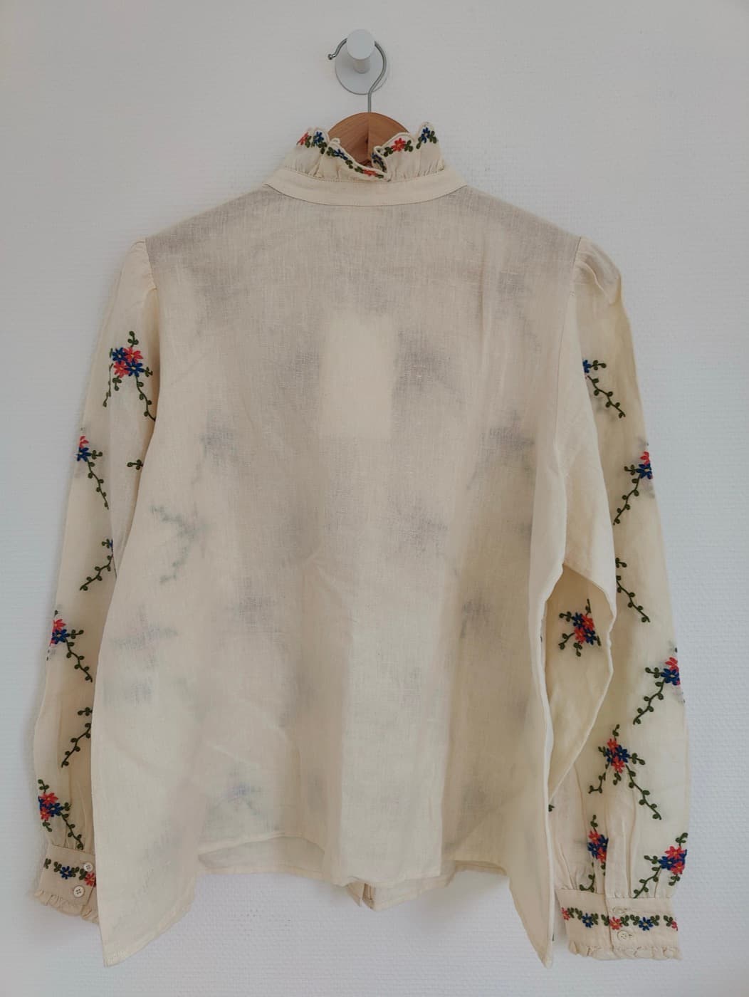 Blouse Sézane en lin à broderie florale – Taille 46 — photo 4