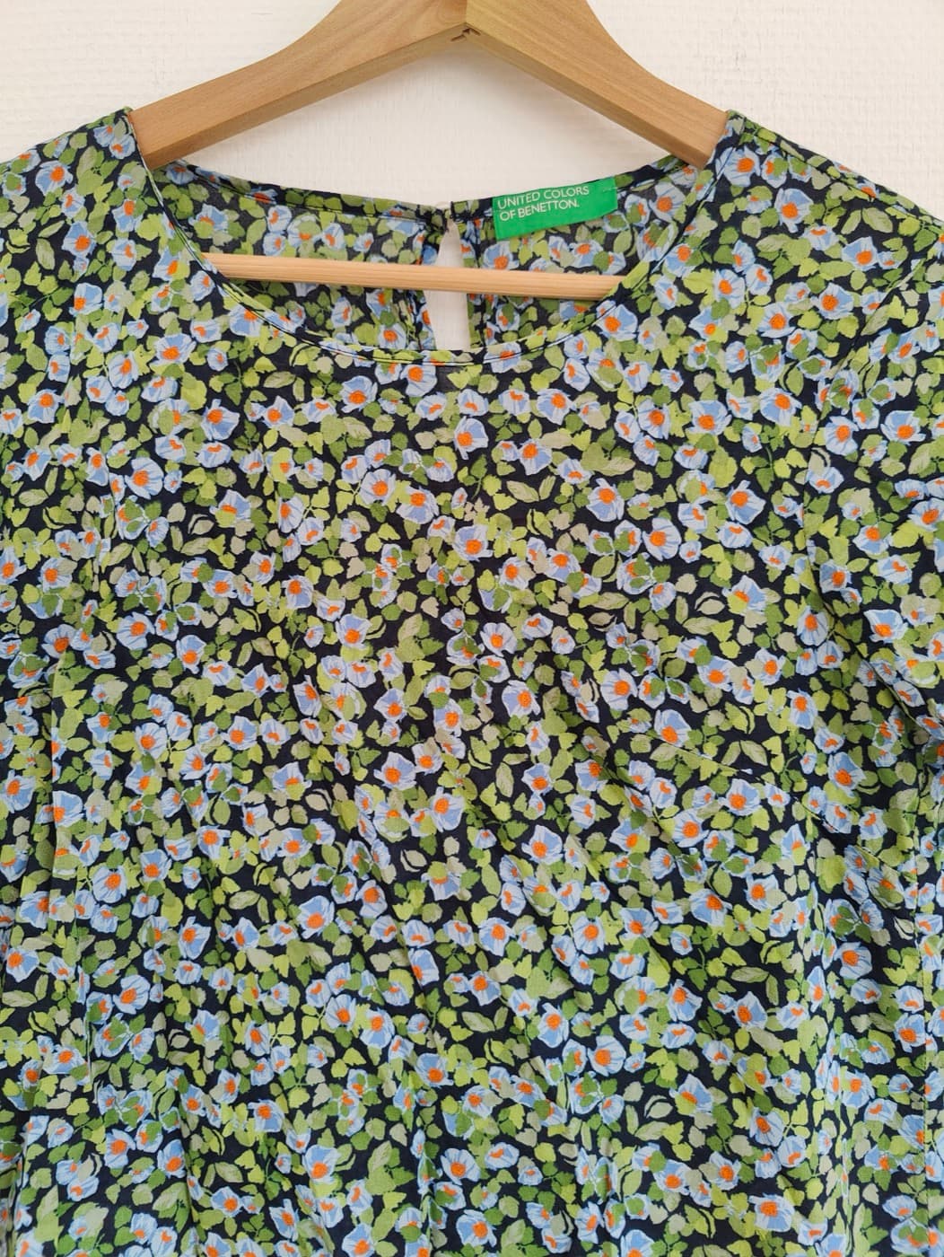 Blouse Benetton à imprimé floral – Taille M — photo 2