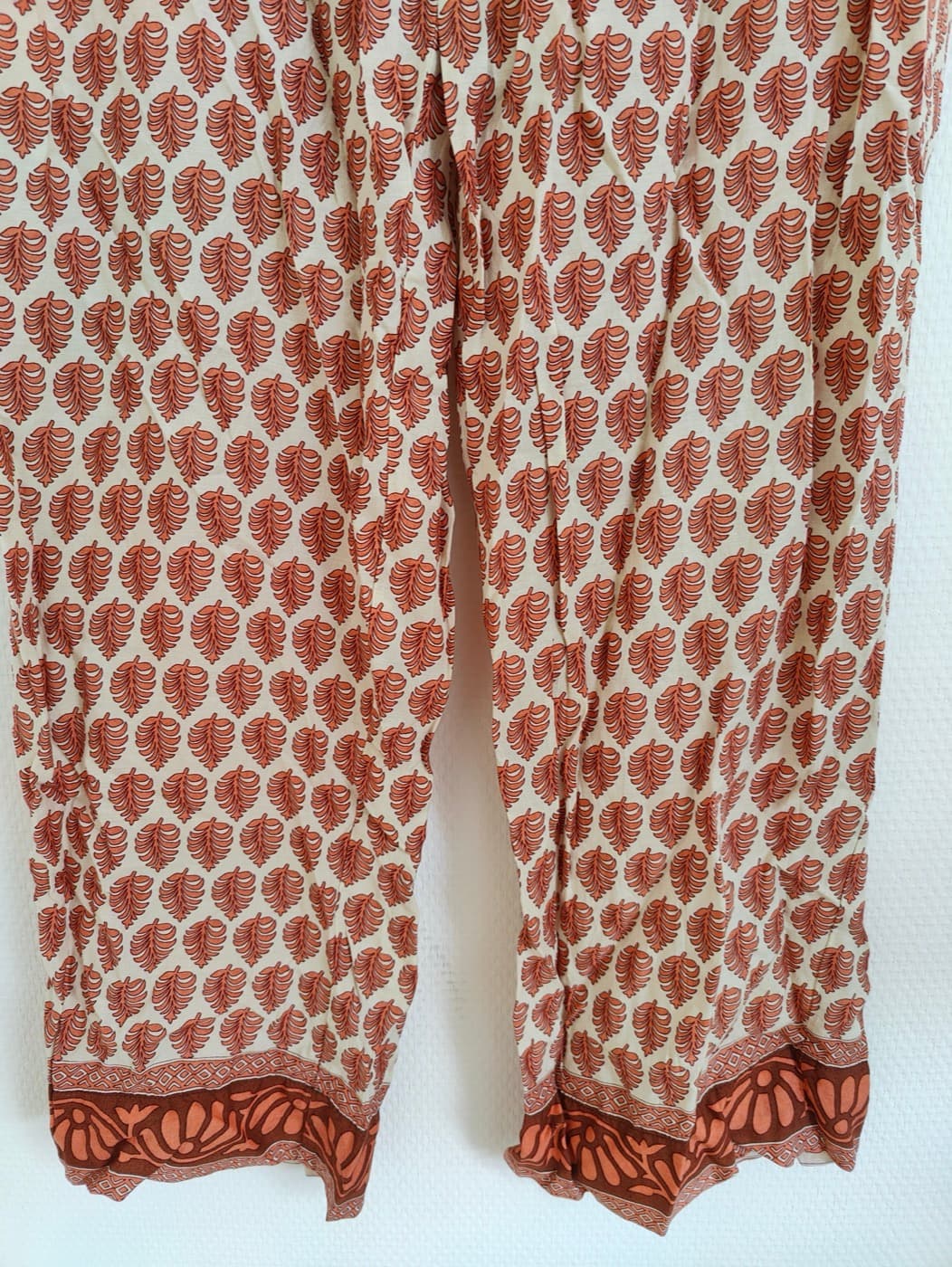 Pantalon Mango à imprimé feuillage écru – Taille L — photo 3