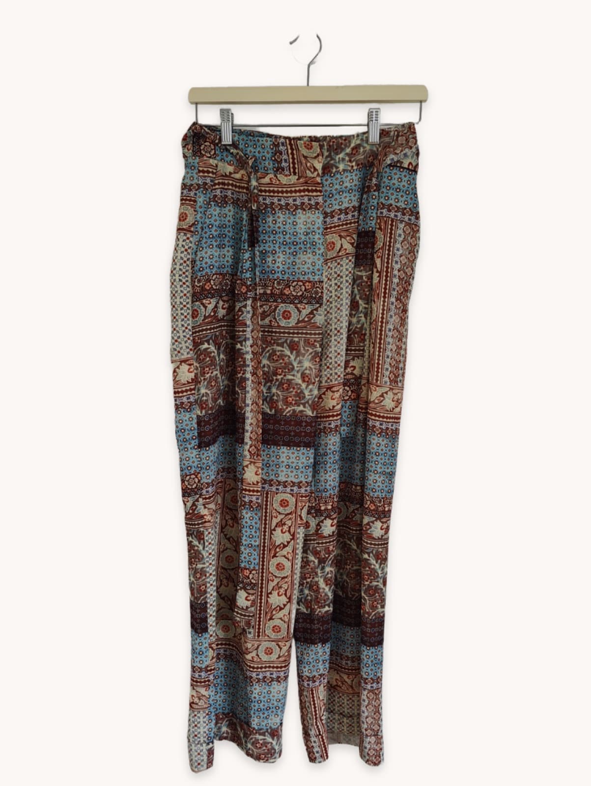 Zara broek met patchworkprint – Maat M