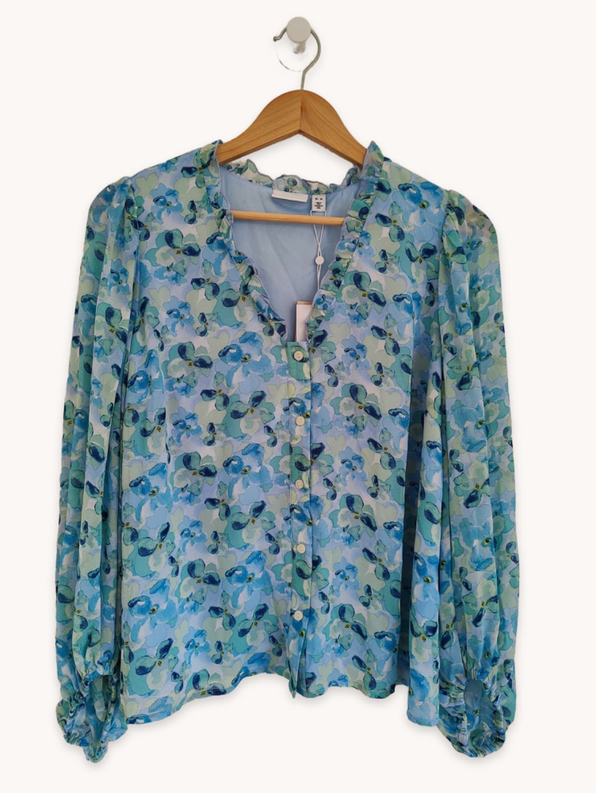 Vila shirt with blue floral print – Size 38