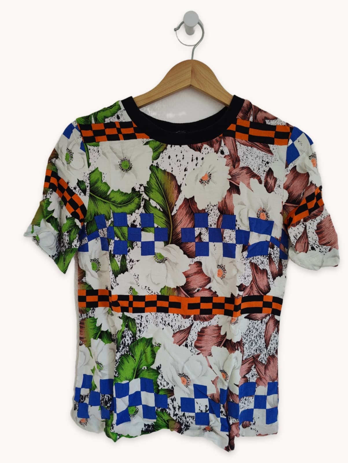 Topshop Top mit Blumen- und Schachbrettmuster – Größe 34