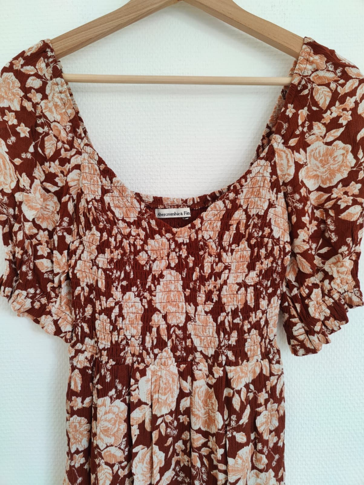 Robe Abercrombie & Fitch à imprimé floral – Taille S — photo 2