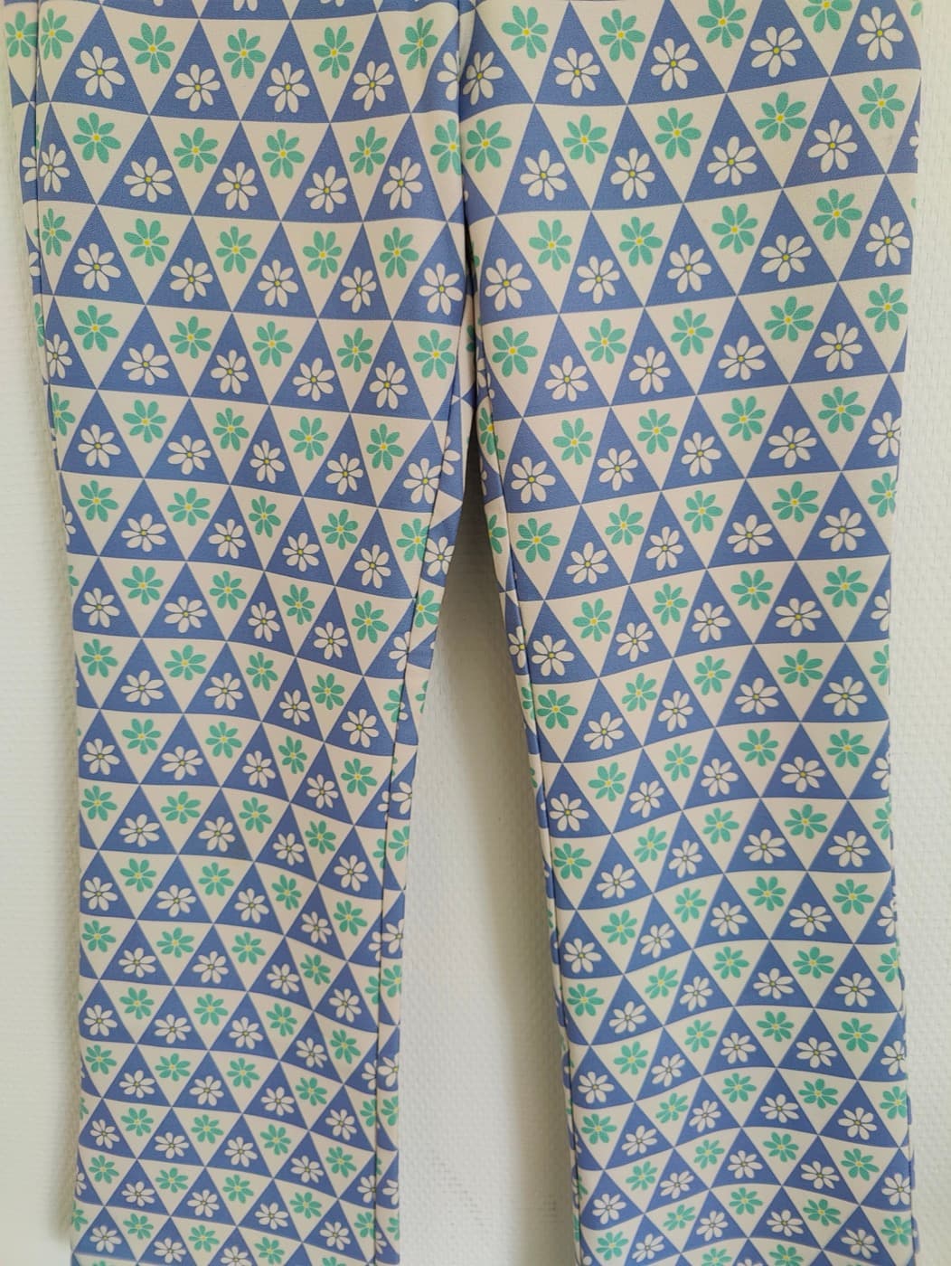 Pantalon Zara à imprimé marguerites – Taille S — photo 3