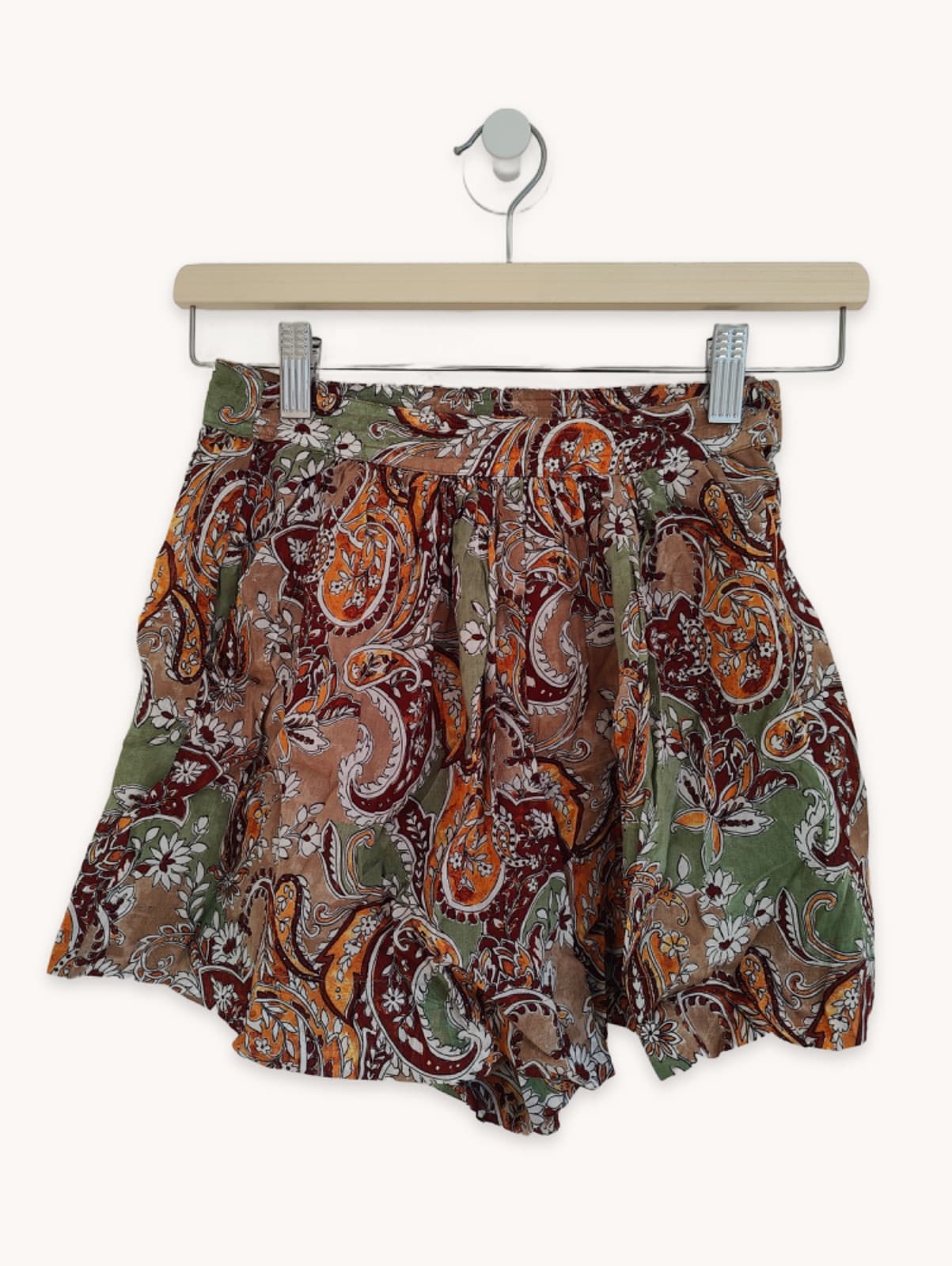 Mango shorts in paisley print – Size XS